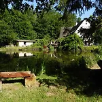Le Jardin De Jean Bed & Breakfast