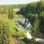 Le Jardin De Jean 3* Saint-Jean-aux-Bois (Oise)