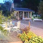 Le Jardin De Jean Bed & Breakfast