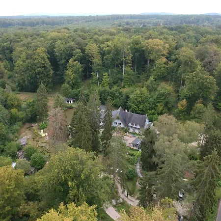 Le Jardin De Jean Couette-café 3*