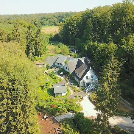 Le Jardin De Jean 3* Saint-Jean-aux-Bois (Oise)