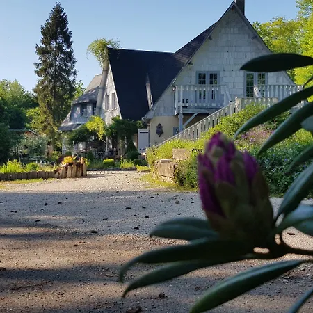 Couette-café Le Jardin De Jean 3*